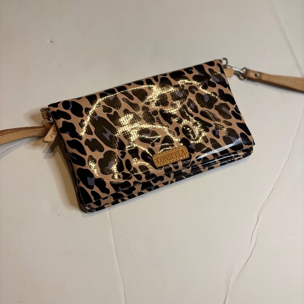 Consuela Blue Jag Uptown Foil Leopard Wristlist Crossbody Train NoStrap Fall Bag
